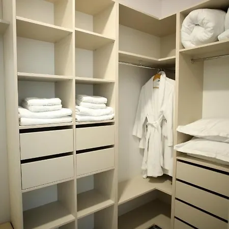 Aparthotel Velier View