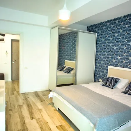 Velier View * Мамая