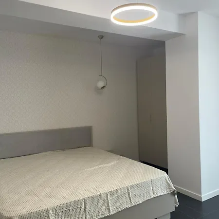 Velier View * Мамая