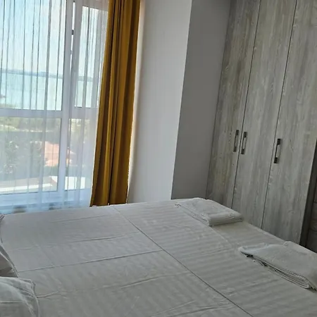Velier View Mamaia
